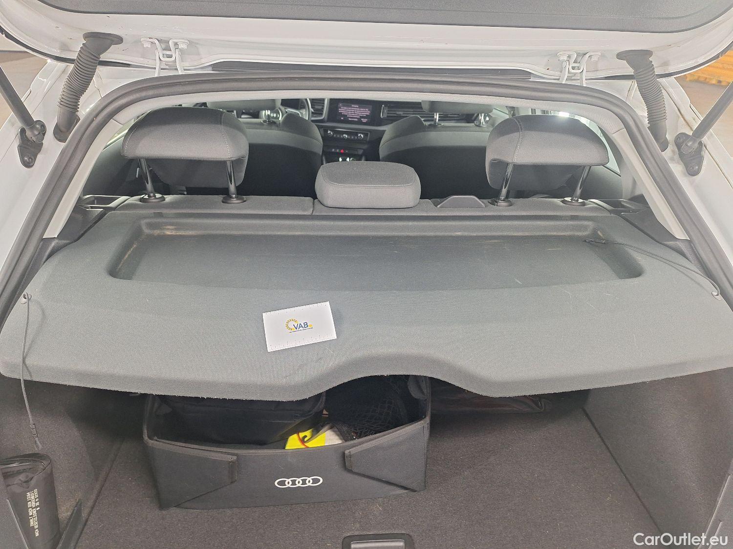  Audi  A1 Sportback Audi, A1 SB '18, Audi  1.0 30 TFSI 85kW S tronic 5d #17