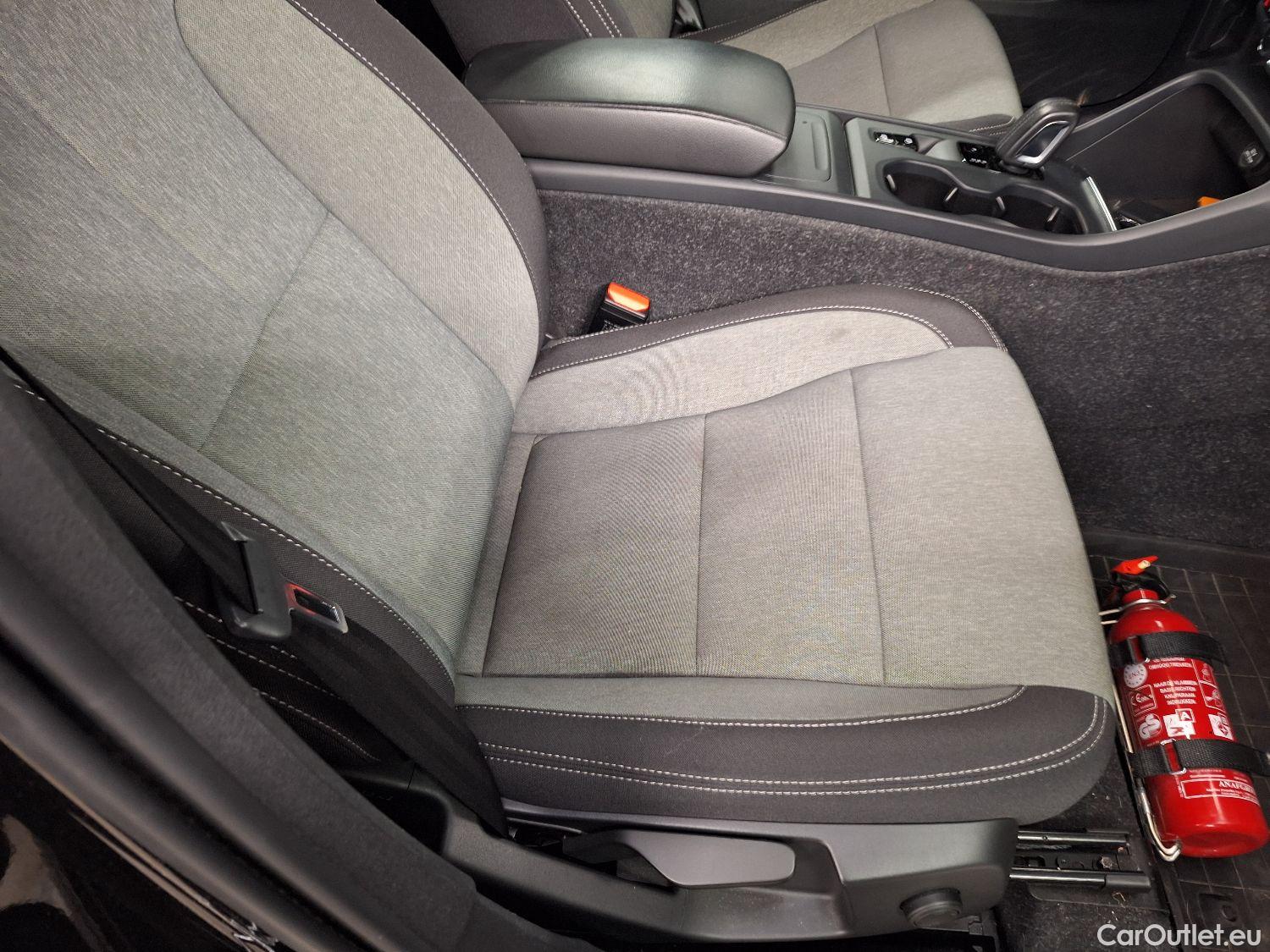  Volvo  XC 40 Volvo, XC40 '17, Volvo XC40 T3 Geartronic Momentum Pro 5d #50