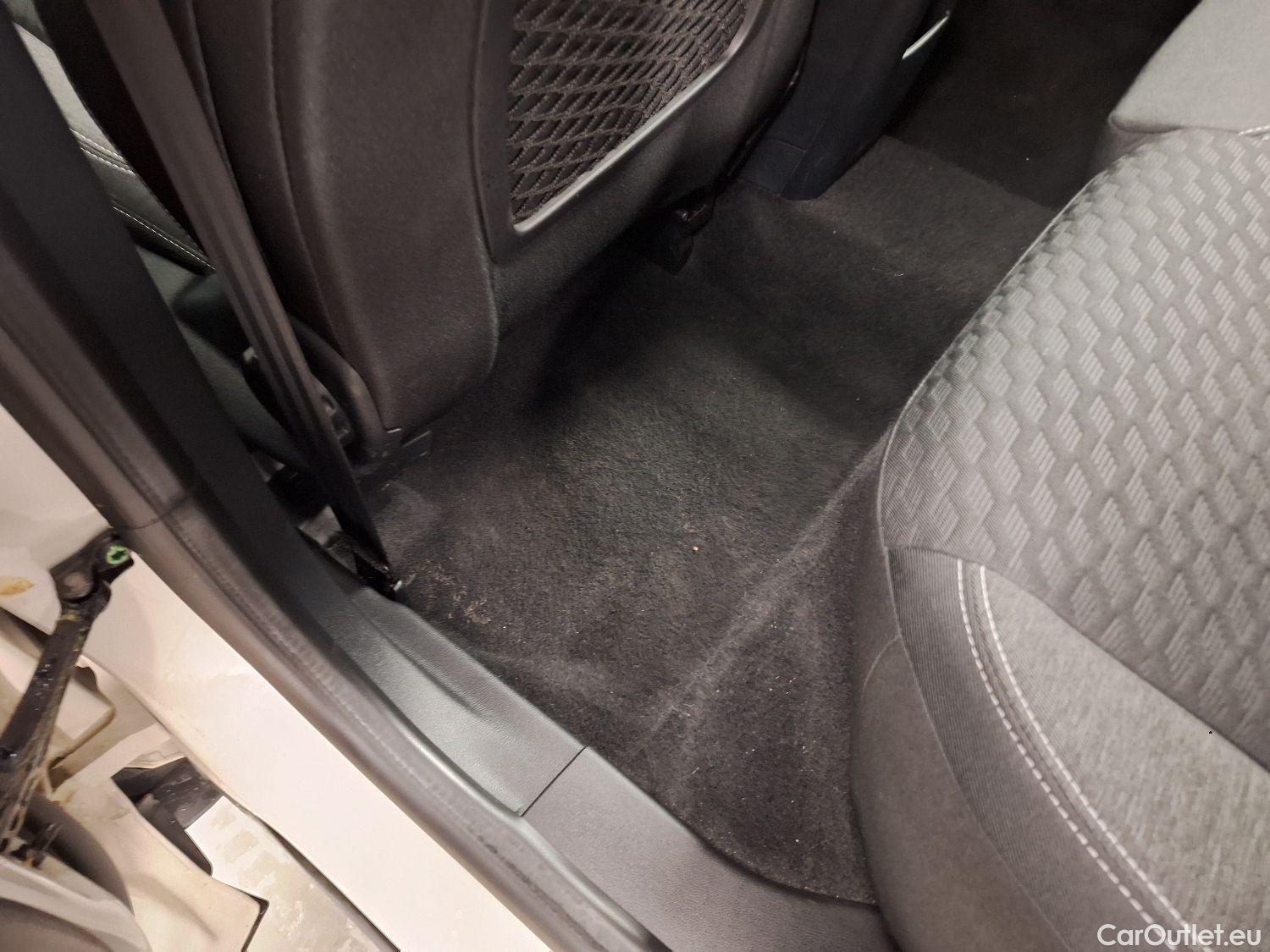  Ford  Puma Ford,  '19, Ford  1.0i Ecoboost mHEV 92kW Titanium 5d #22