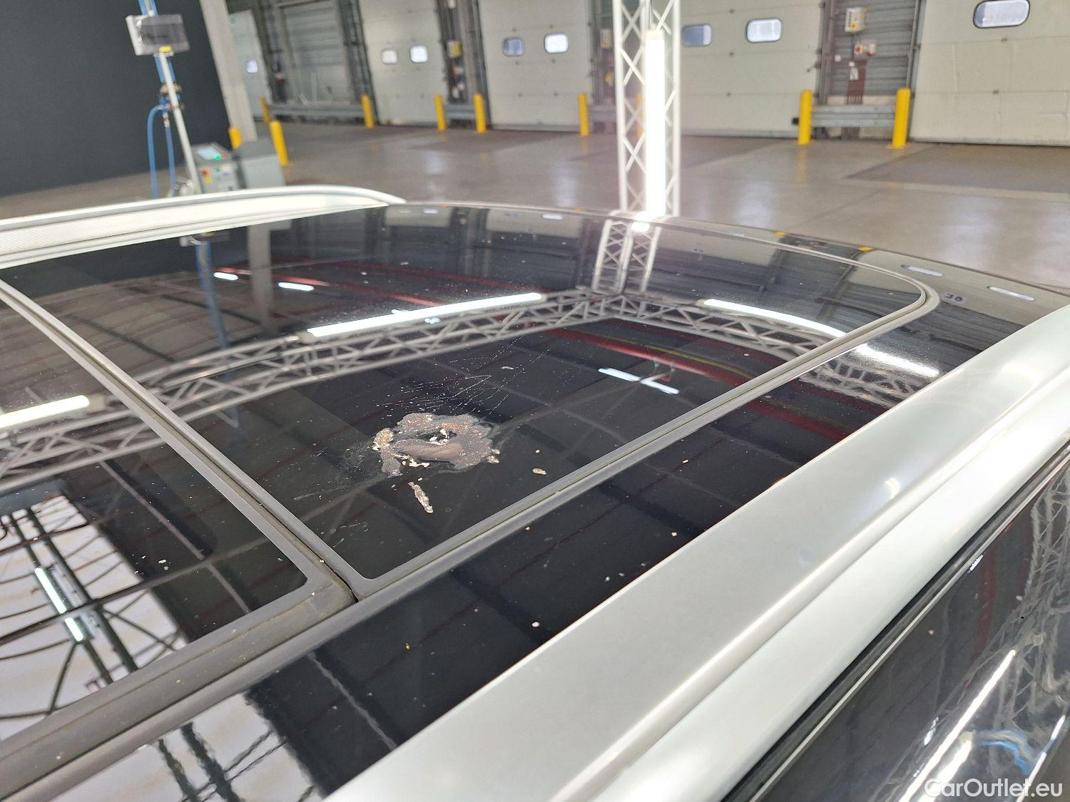  Volvo  XC 40 Volvo, XC40 '17, Volvo XC40 T3 Geartronic Momentum Pro 5d #32