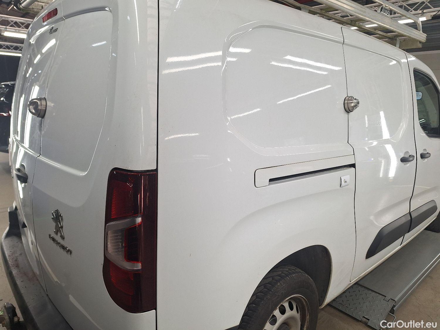  Peugeot  Partner Peugeot, _ '18, Peugeot  1.5 BHDi L2 Heavy 75kW Premium 4d #14