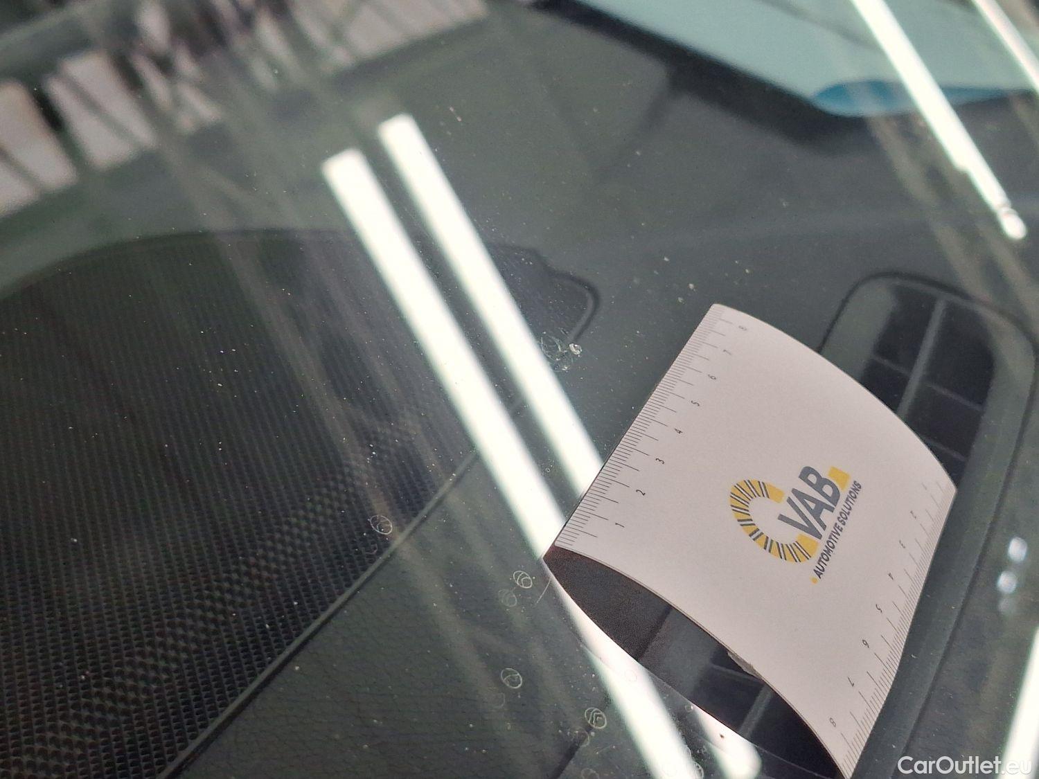  Mercedes  A-Klasse Mercedes, A-Class Berline '18, Mercedes-Benz  Limousine A 180d Business S #26