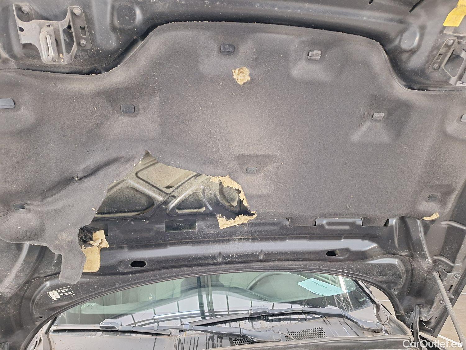  Volvo  XC 40 Volvo, XC40 '17, Volvo XC40 T3 Geartronic Momentum Pro 5d #48