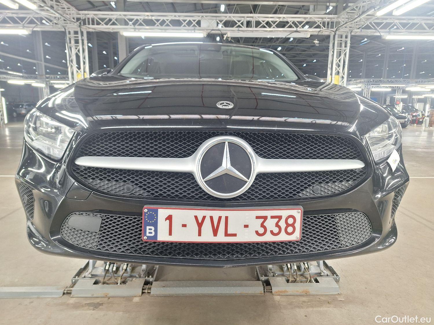  Mercedes  A-Klasse Mercedes, A-Class Berline '18, Mercedes-Benz  Limousine A 180d Business S #13