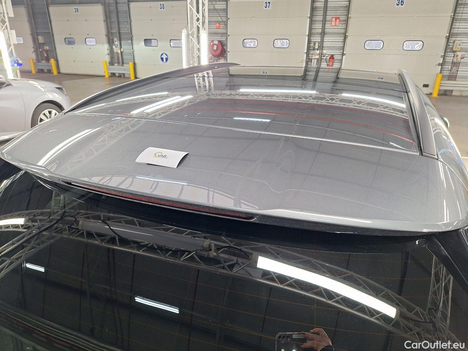  Mercedes  C-Klasse Mercedes, C-Class Break '21, Mercedes-Benz  Break C 220d Launch Edition #47