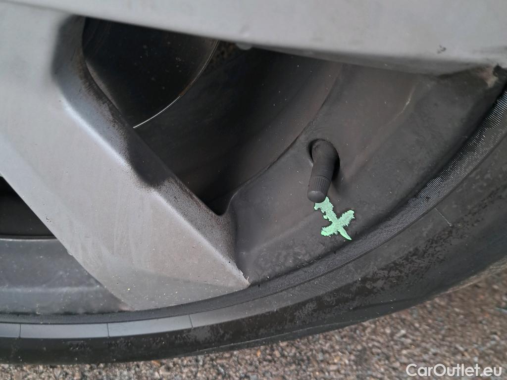  Audi  Q3 AUDI  / 2018 / 5P / todoterreno Advanced 35 TDI 110kW (150CV) S tronic (AC9) #6