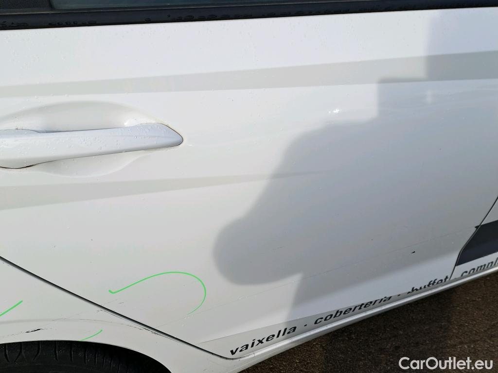  Hyundai  i20 HYUNDAI  / 2020 / 5P / berlina con portón 1.0 TGDI 74kW (100CV) 48V Klass #25