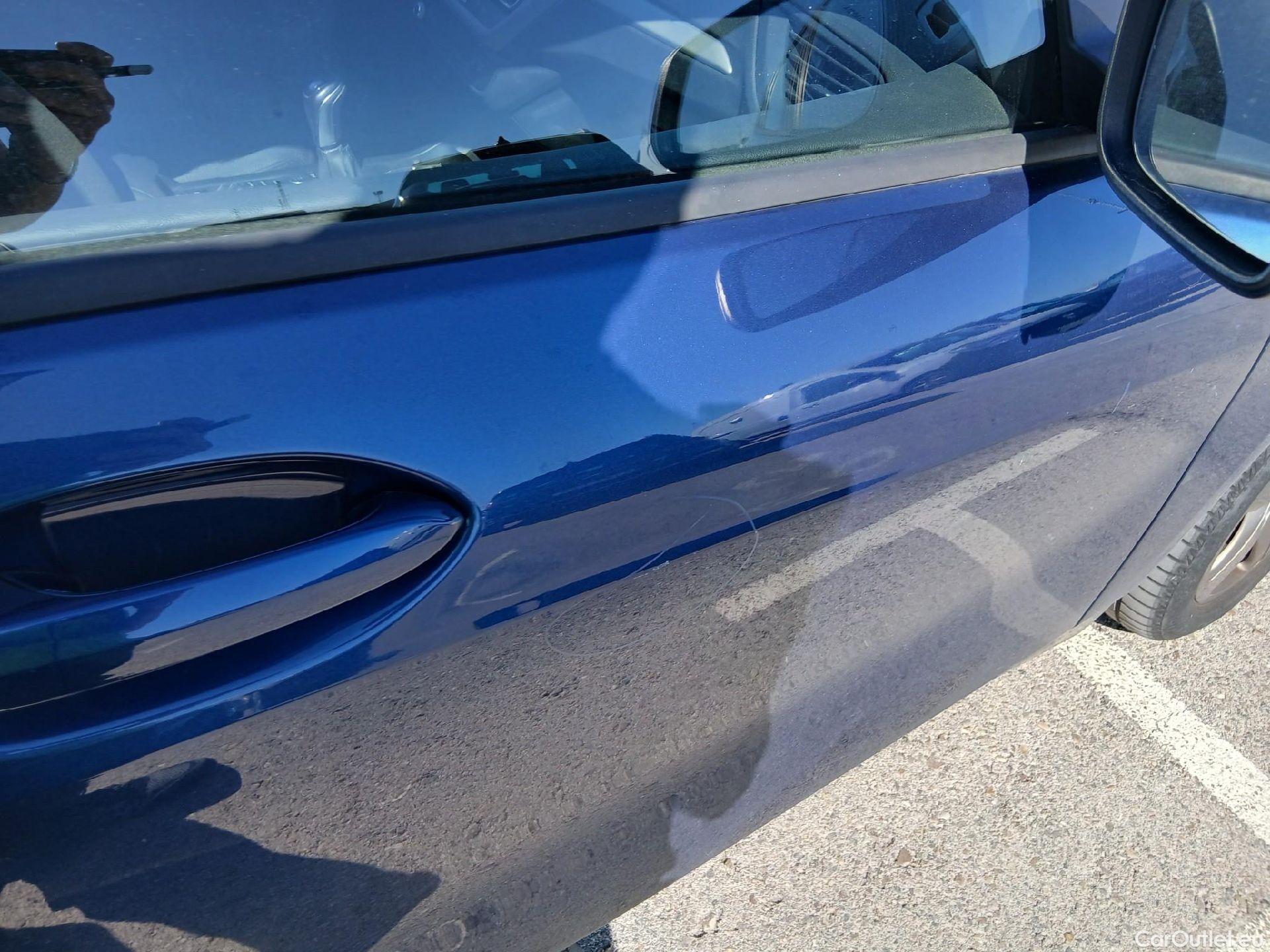  Bmw  Serie 1 BMW  / 2019 / 5P / berlina con portón 116d Business #14