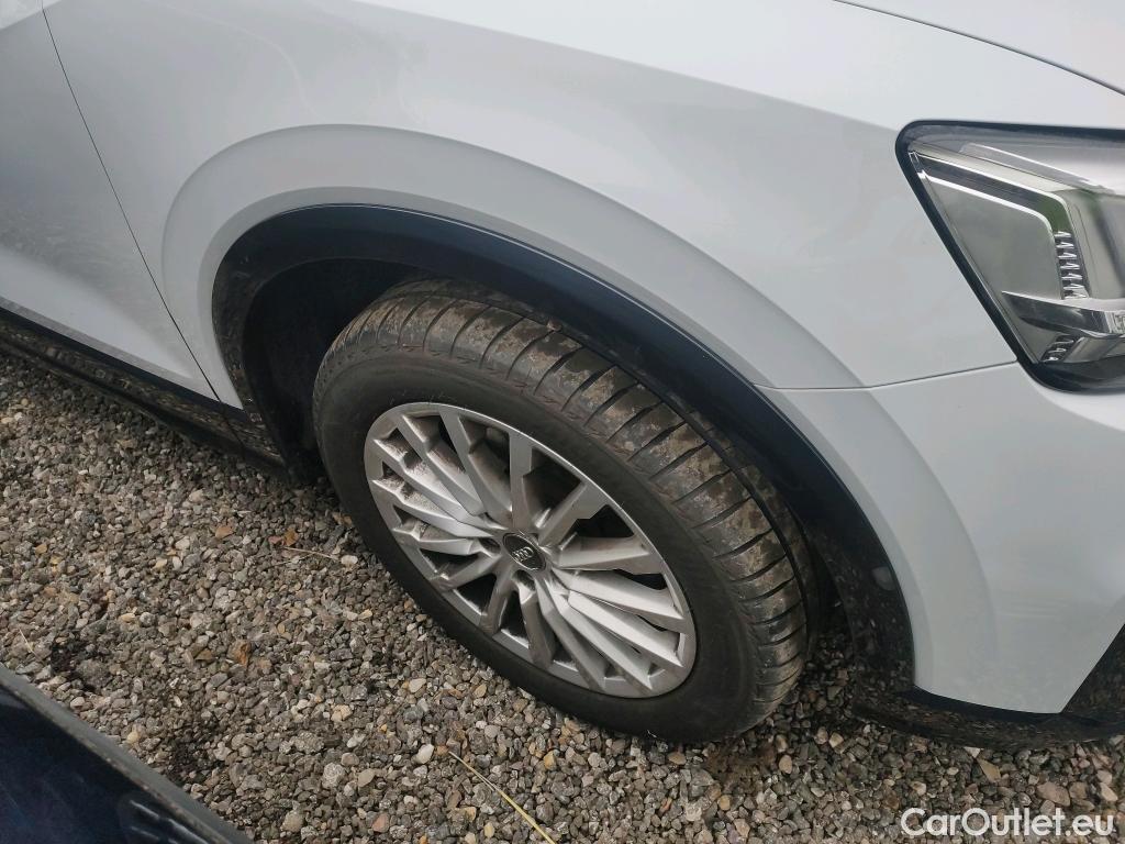  Audi  Q2 AUDI  / 2016 / 5P / todoterreno Design 30 TFSI 85kW (116CV) #19