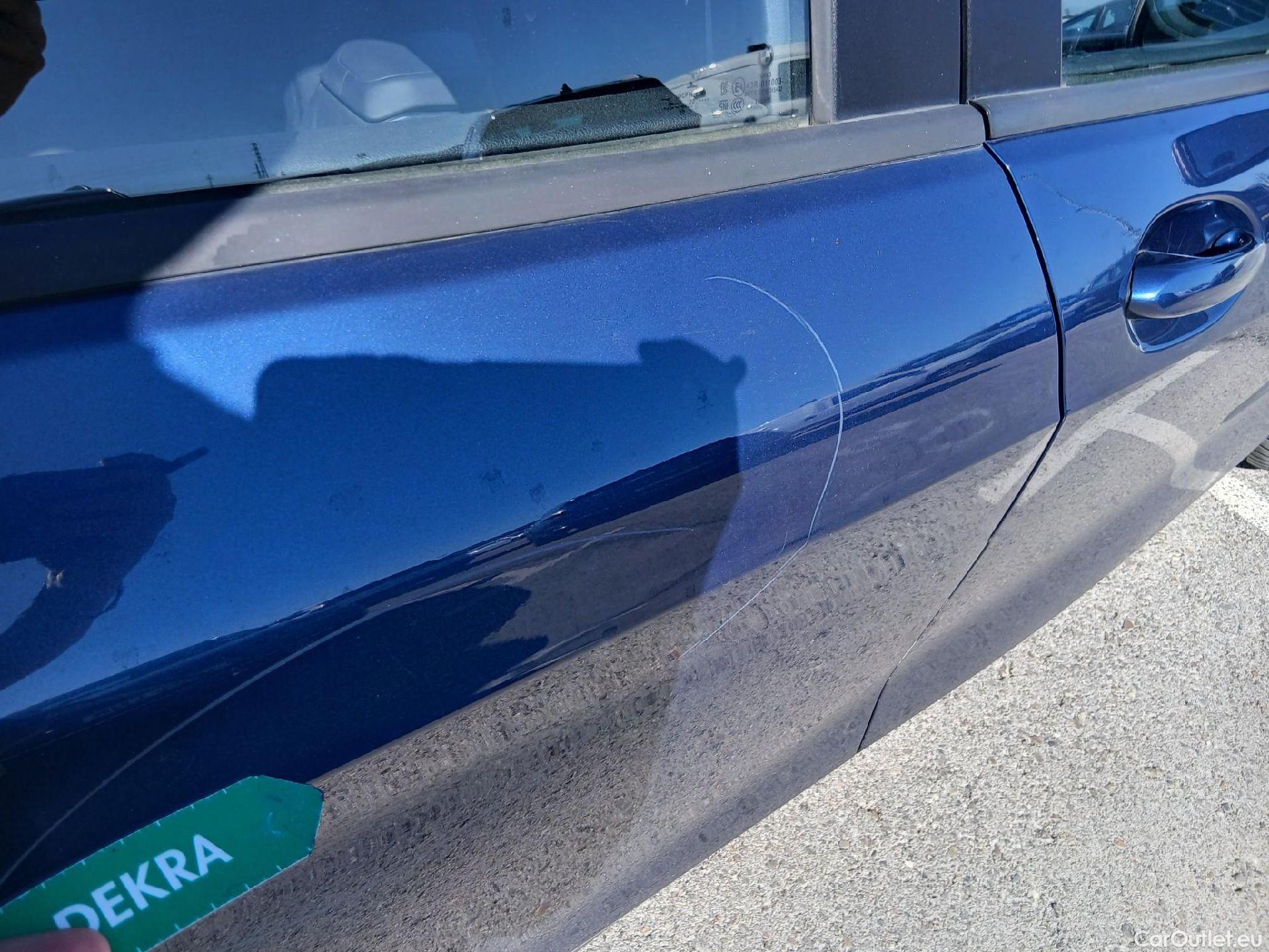  Bmw  Serie 1 BMW  / 2019 / 5P / berlina con portón 116d Business #13