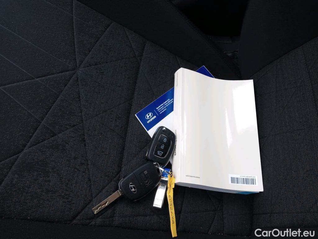  Hyundai  Bayon HYUNDAI  / 2021 / 5P / todoterreno 1.0 TGDI 74kW (100CV) 48V Maxx #10