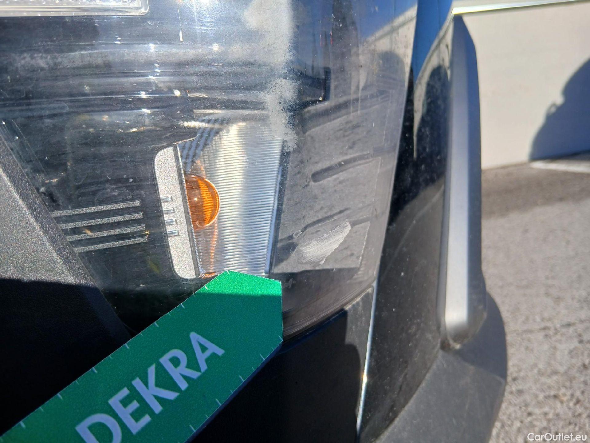  Hyundai  Konna HYUNDAI Kona / 2023 / 5P / todoterreno 1.6 GDI HEV Maxx DCT #12