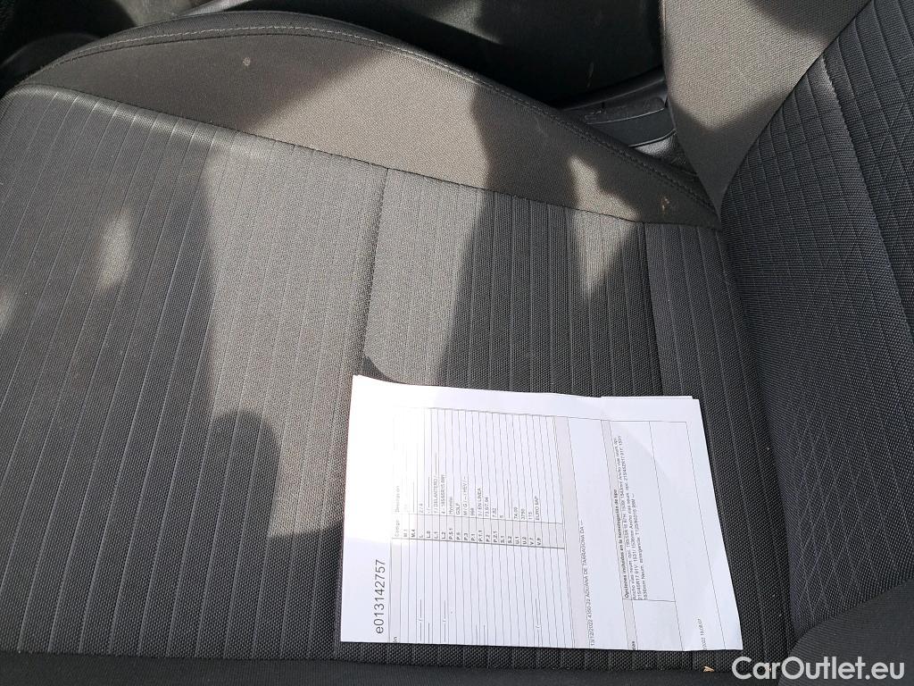  Hyundai  i20 HYUNDAI  / 2020 / 5P / berlina con portón 1.0 TGDI 74kW (100CV) 48V Klass #18