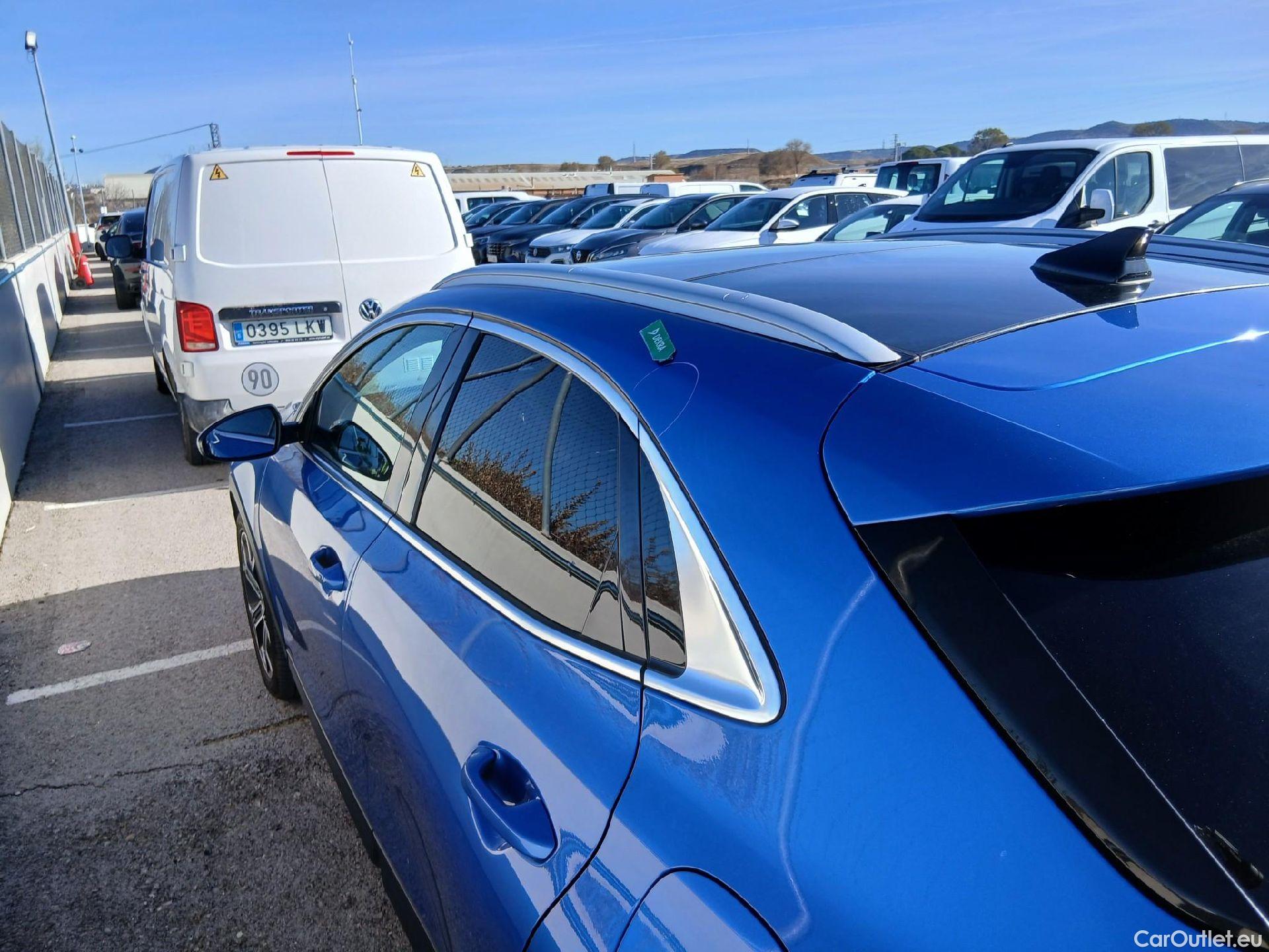  KIA  XCeed KIA  / 2019 / 5P / todoterreno 1.6 MHEV iMT Emotion 100kW (136CV) #15