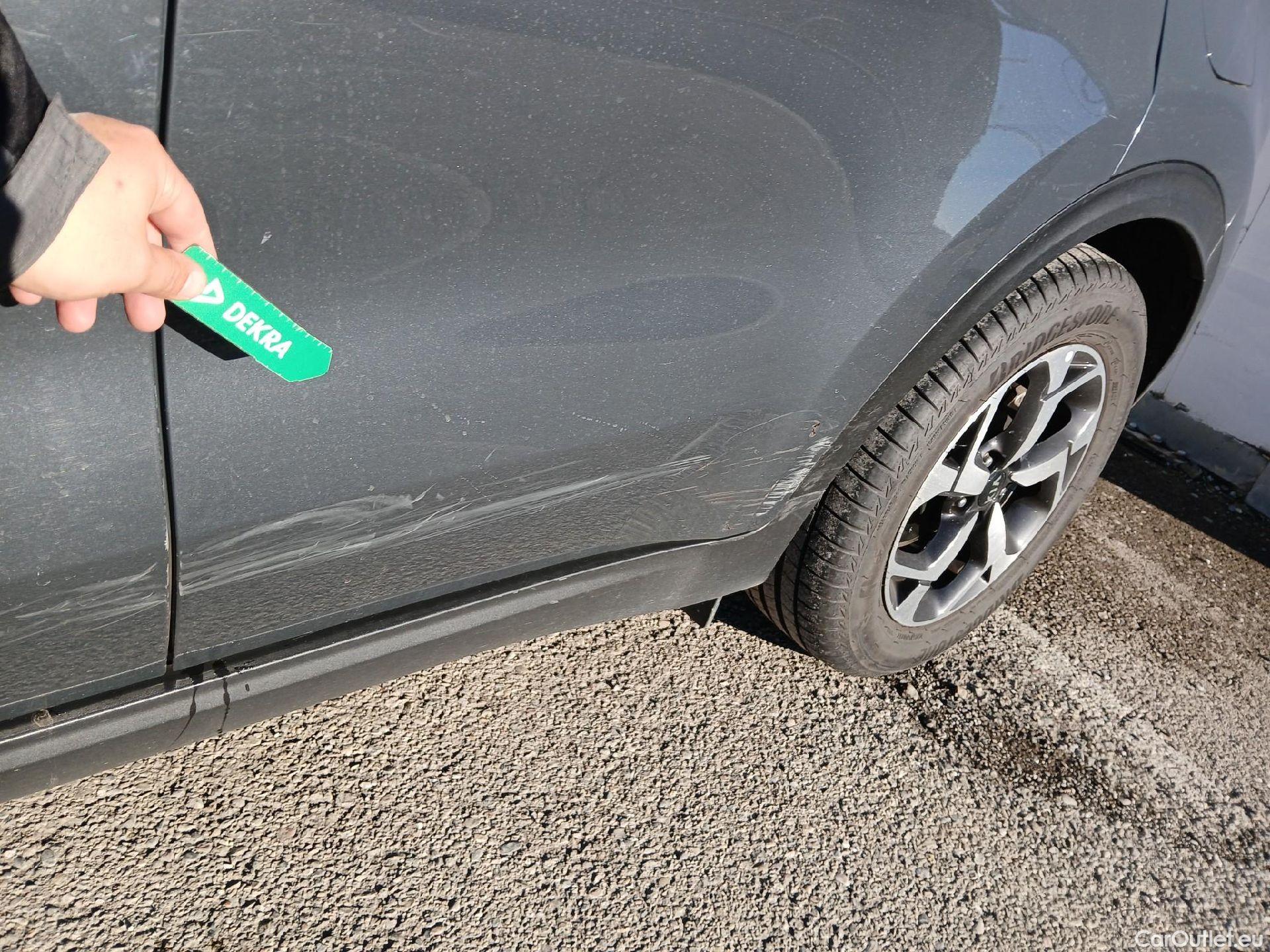  KIA  Sportage KIA  1.6MHEV Drive 100kW(136CV) 4x2(Crist Tintados) #20