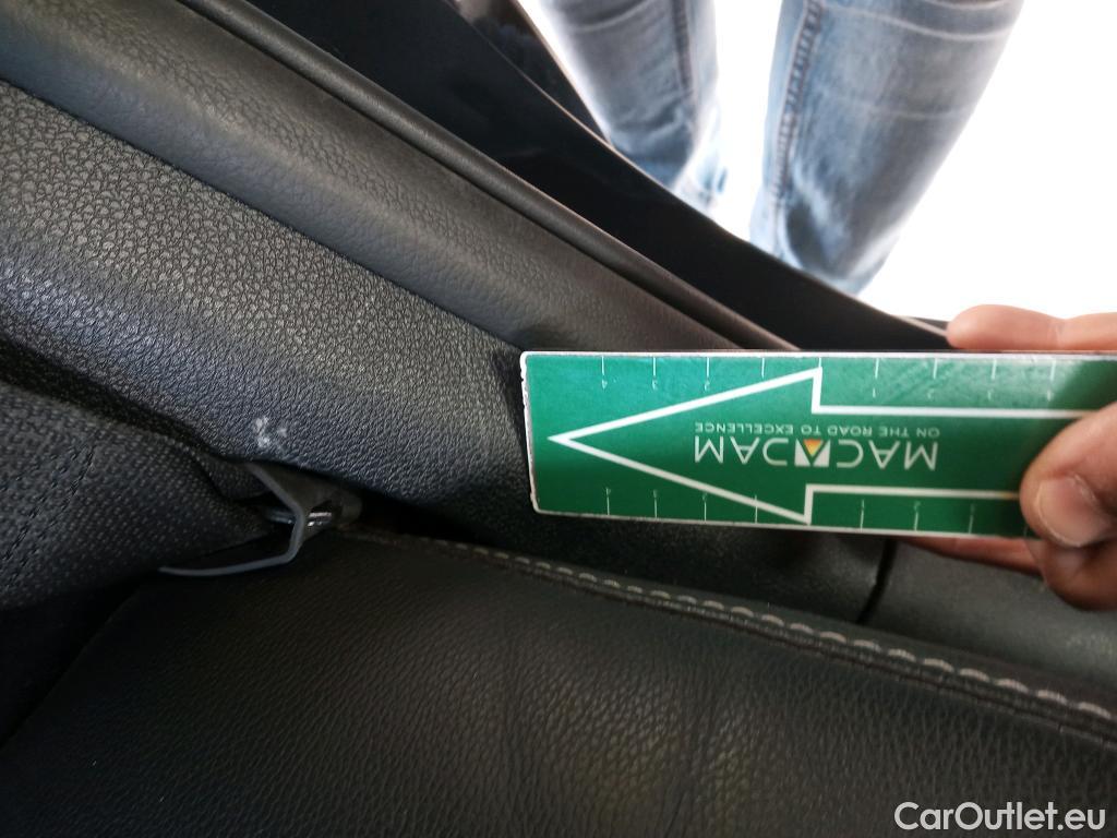  KIA  Niro KIA  1.6 GDi PHEV 104kW (141CV) Drive (AC) #17