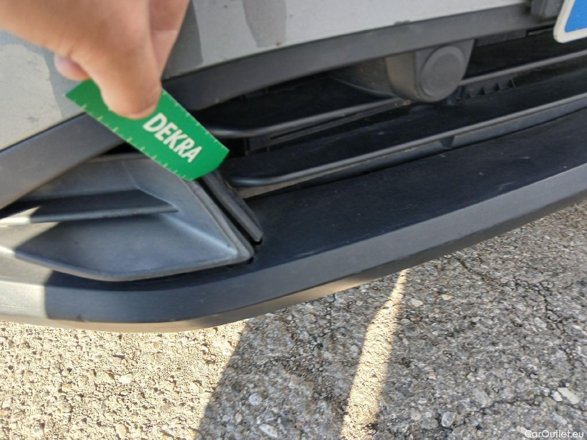  Nissan  Qashqai NISSAN  / 2021 / 5P / todoterreno DIG-T 116kW (158CV) mHEV Xtronic Acenta (AC) #17