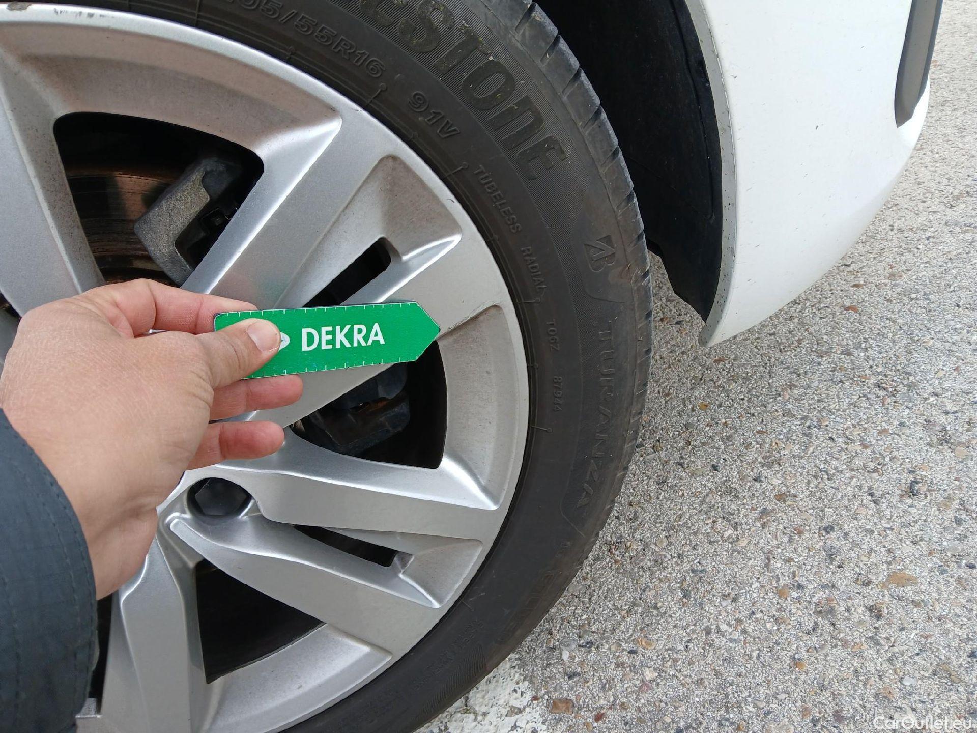  Peugeot  308  Active Pack 1.5 HDi 130CV MT6 E6d #4