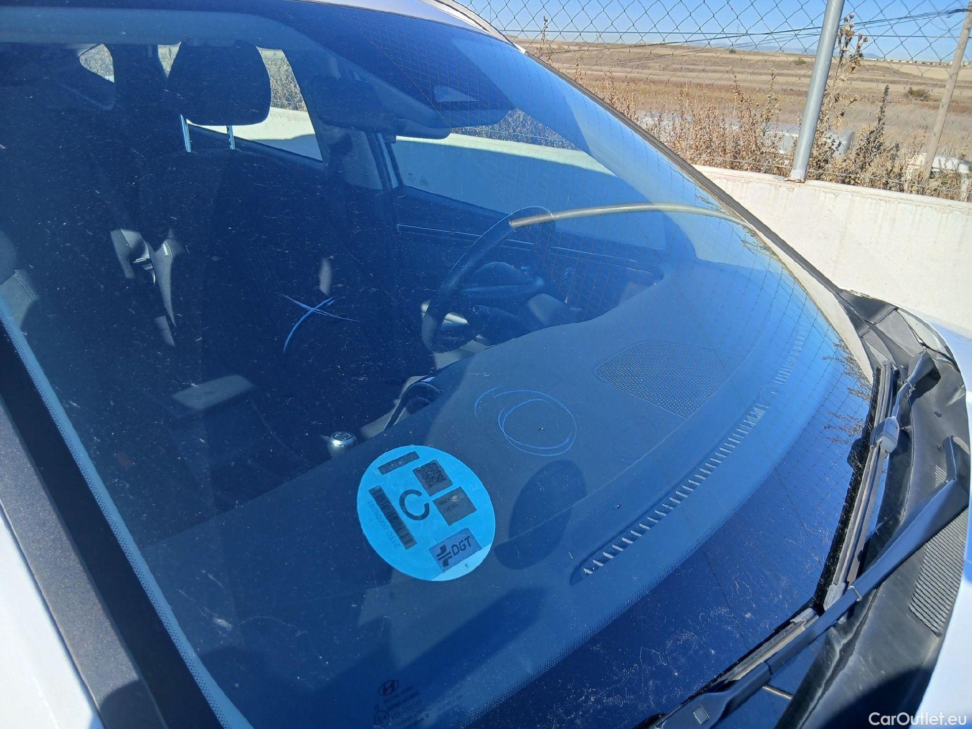  Hyundai  Tucson HYUNDAI  / 2020 / 5P / todoterreno 1.6 CRDI 85kW (115CV) Maxx #15