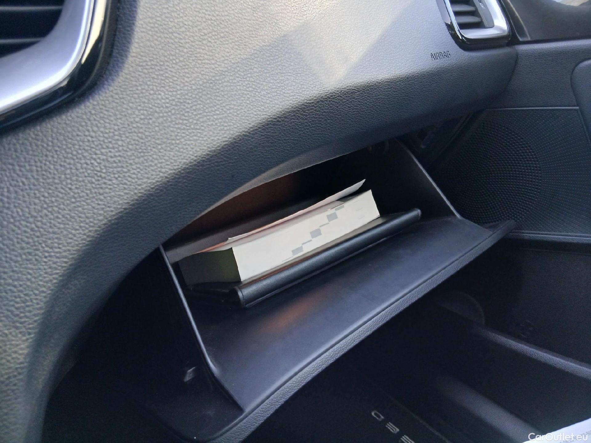  KIA  XCeed KIA  / 2019 / 5P / todoterreno 1.6 MHEV iMT Emotion 100kW (136CV) #1