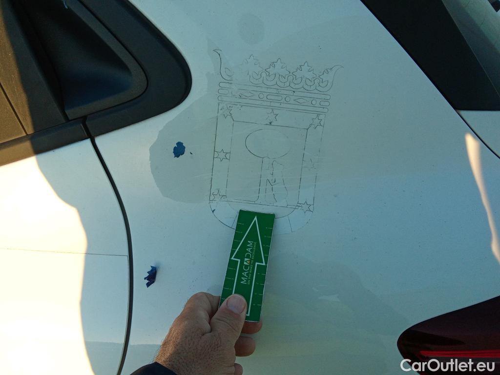  Renault  Clio RENAULT  / 2019 / 5P / berlina con portón Business TCe 74 kW (100CV) GLP #16