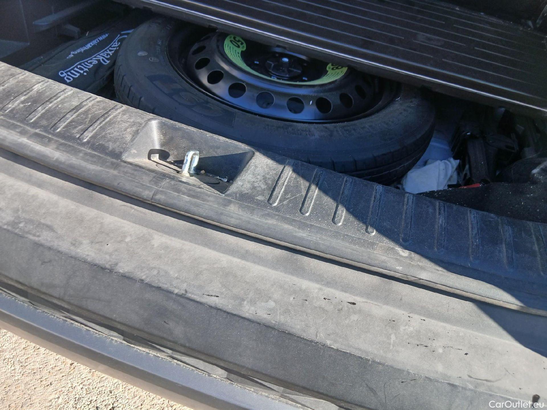  Hyundai  Tucson HYUNDAI  / 2020 / 5P / todoterreno 1.6 CRDI 85kW (115CV) Maxx #8