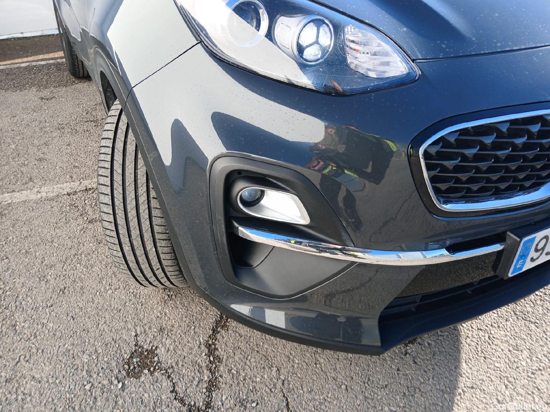  KIA  Sportage KIA  1.6MHEV Drive 100kW(136CV) 4x2(Crist Tintados) #8