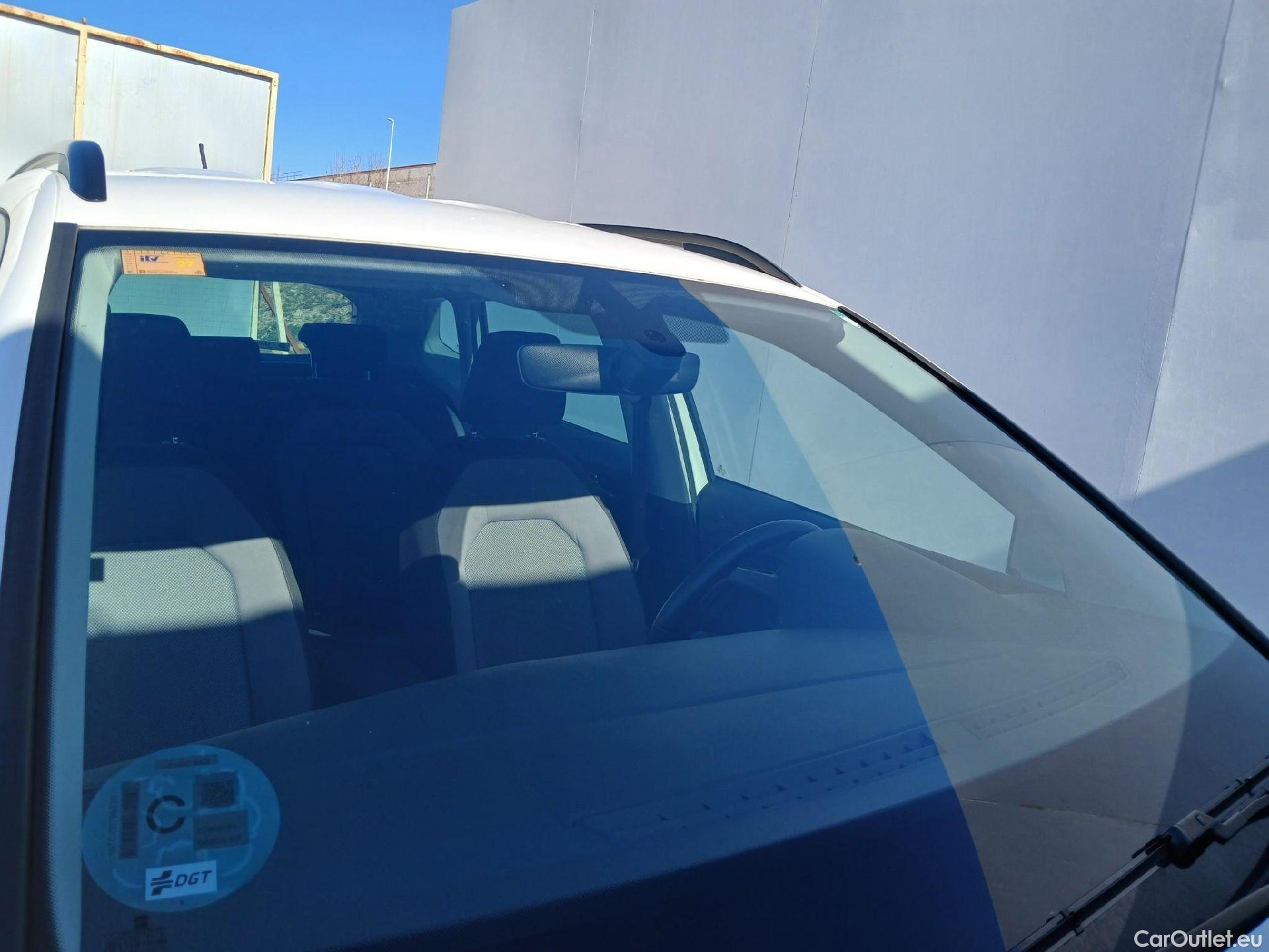  Seat  Arona SEAT  / 2017 / 5P / todoterreno 1.0 TSI 70kW (95CV) Style Edition Eco (CX) #3