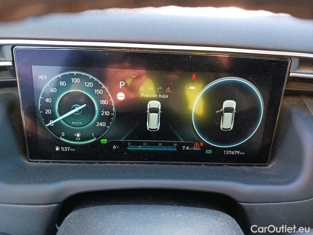  Hyundai  Tucson HYUNDAI  / 2020 / 5P / todoterreno 1.6 TGDI PHEV 195kW Tecno Sky Auto 4x4 #50