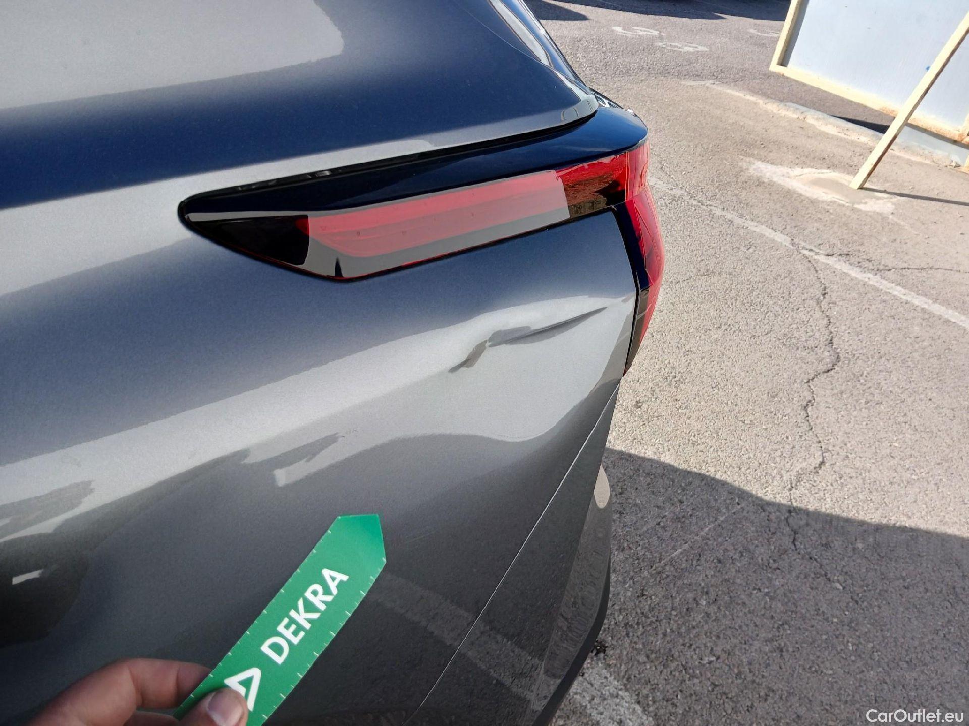  Nissan  Qashqai NISSAN  / 2021 / 5P / todoterreno DIG-T 116kW (158CV) mHEV Xtronic Acenta (AC) #28