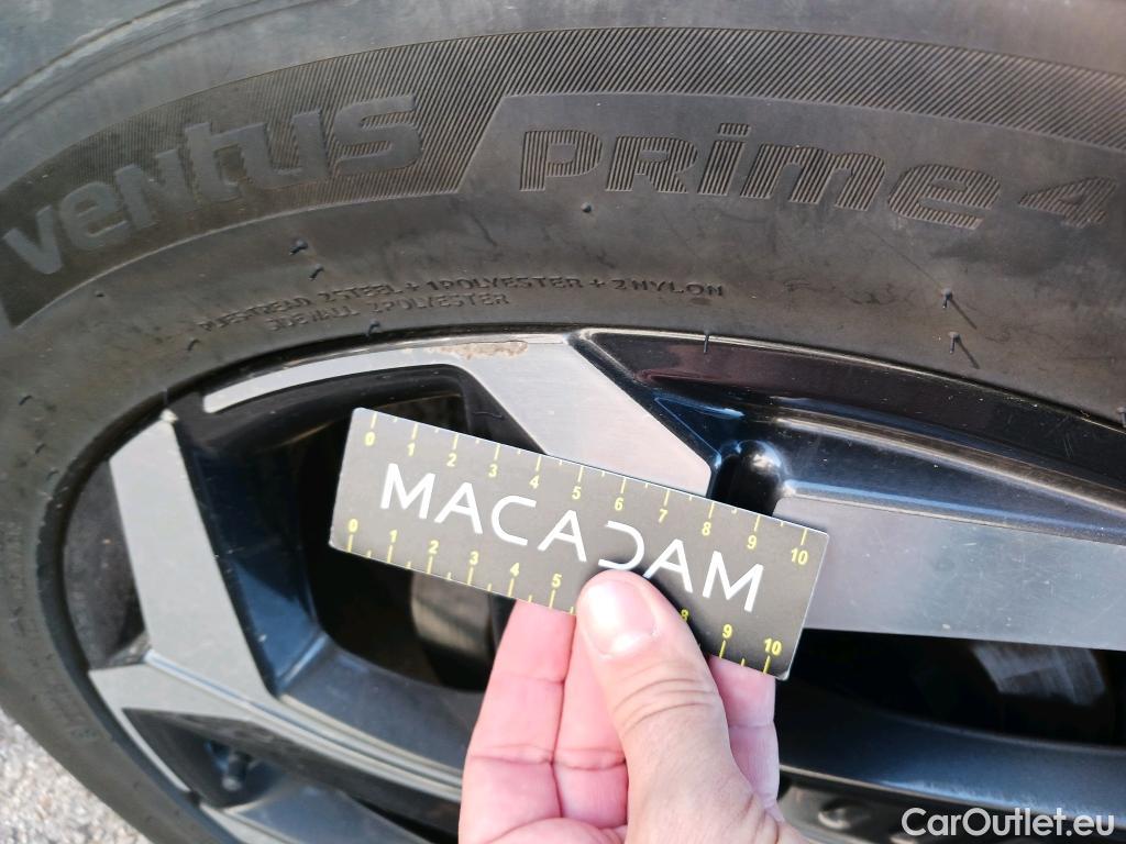  Hyundai  Tucson HYUNDAI  / 2020 / 5P / todoterreno 1.6 TGDI PHEV 195kW Tecno Sky Auto 4x4 #46