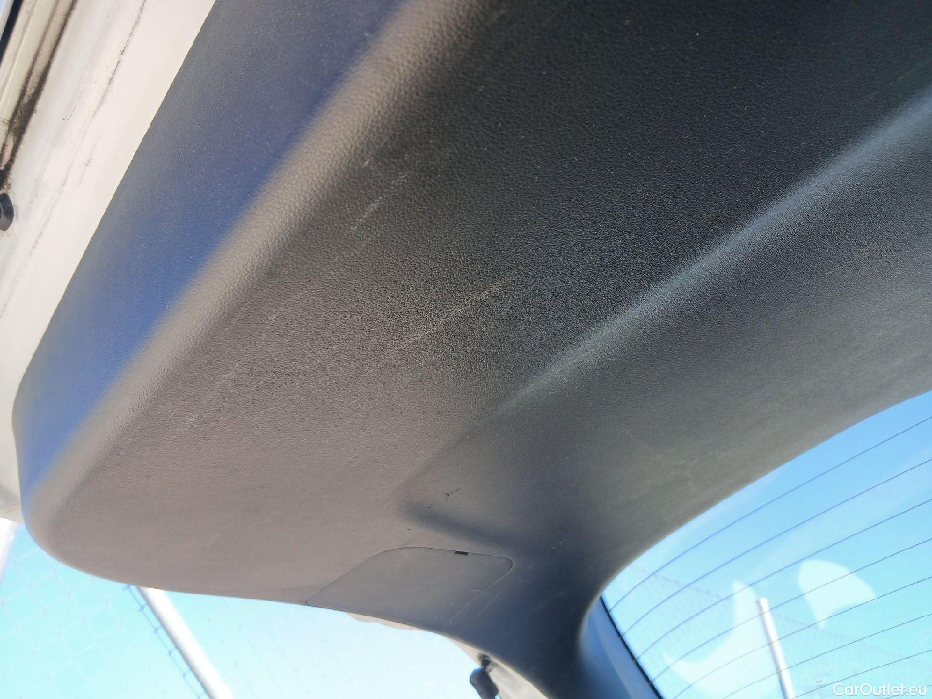  Hyundai  Tucson HYUNDAI  / 2020 / 5P / todoterreno 1.6 CRDI 85kW (115CV) Maxx #9