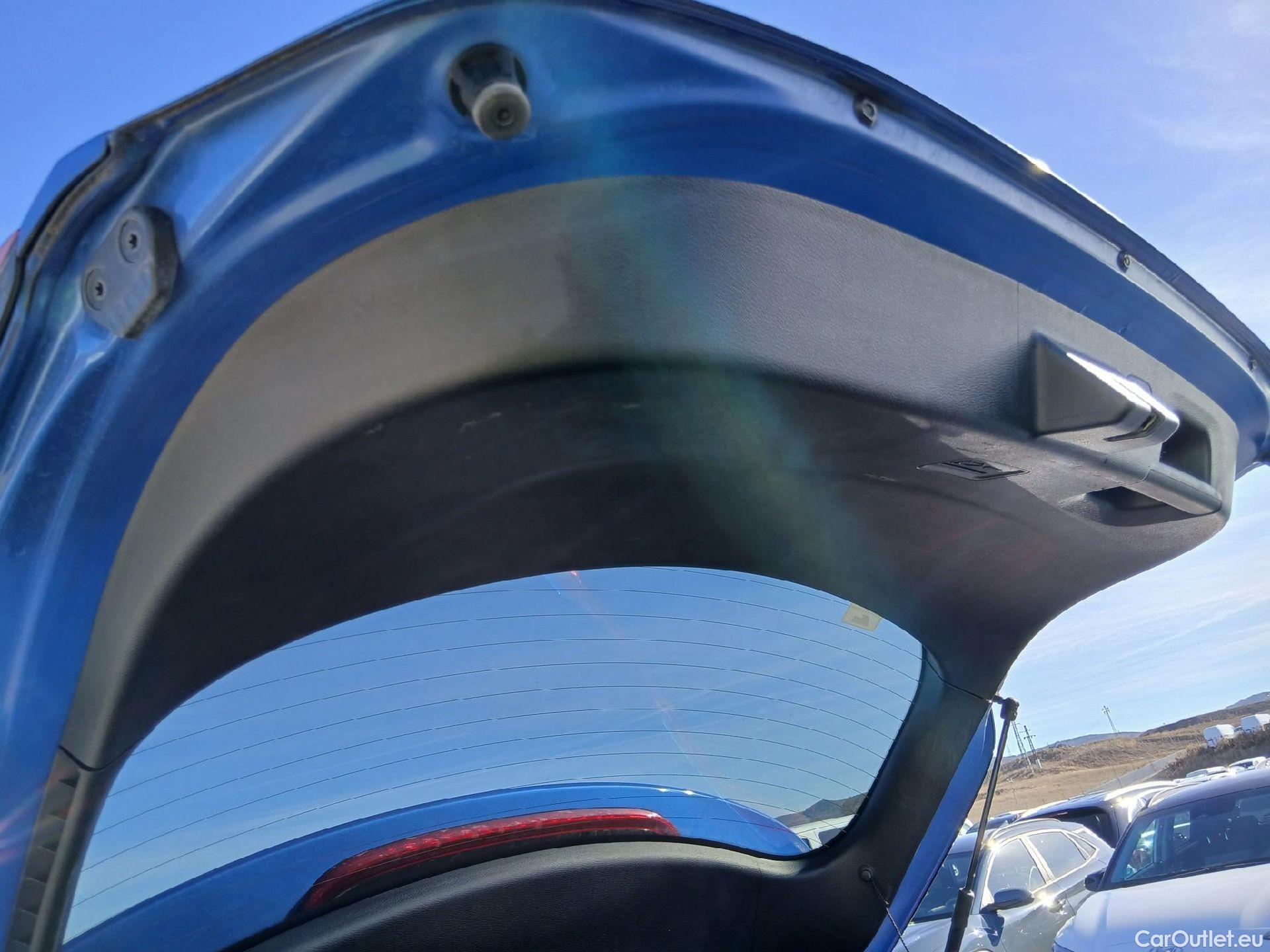  KIA  XCeed KIA  / 2019 / 5P / todoterreno 1.6 MHEV iMT Emotion 100kW (136CV) #29