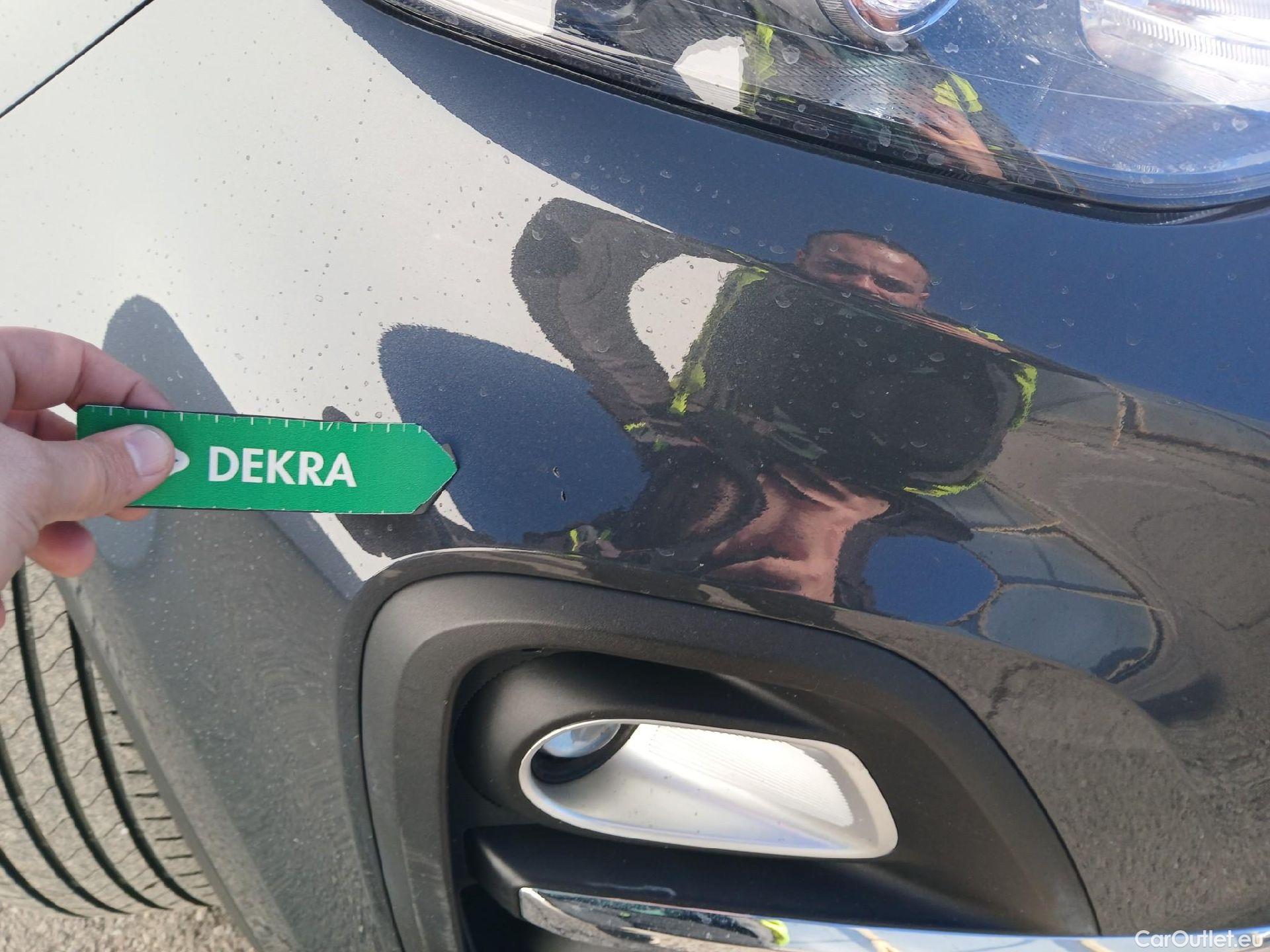  KIA  Sportage KIA  1.6MHEV Drive 100kW(136CV) 4x2(Crist Tintados) #11