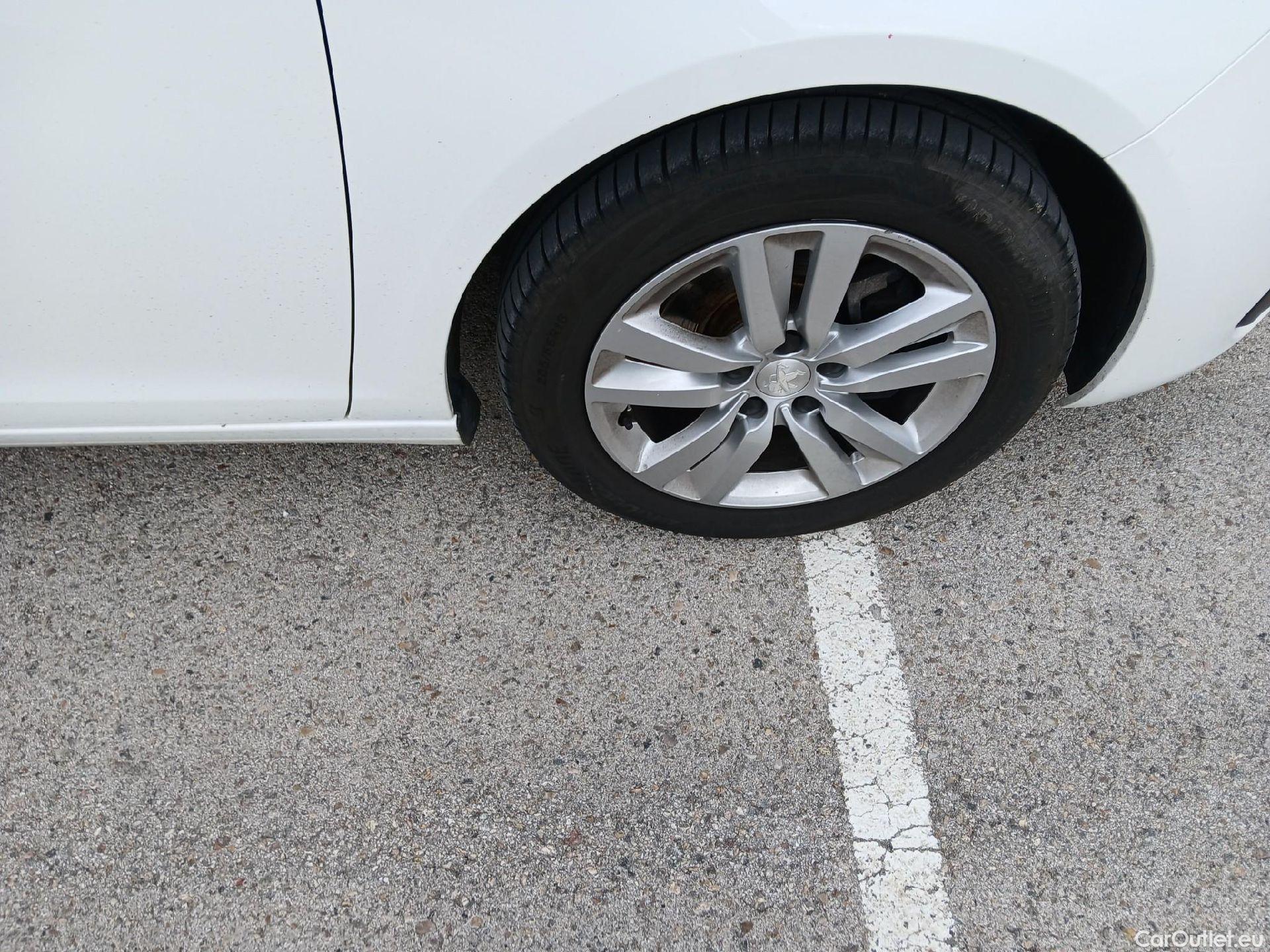  Peugeot  308  Active Pack 1.5 HDi 130CV MT6 E6d #3