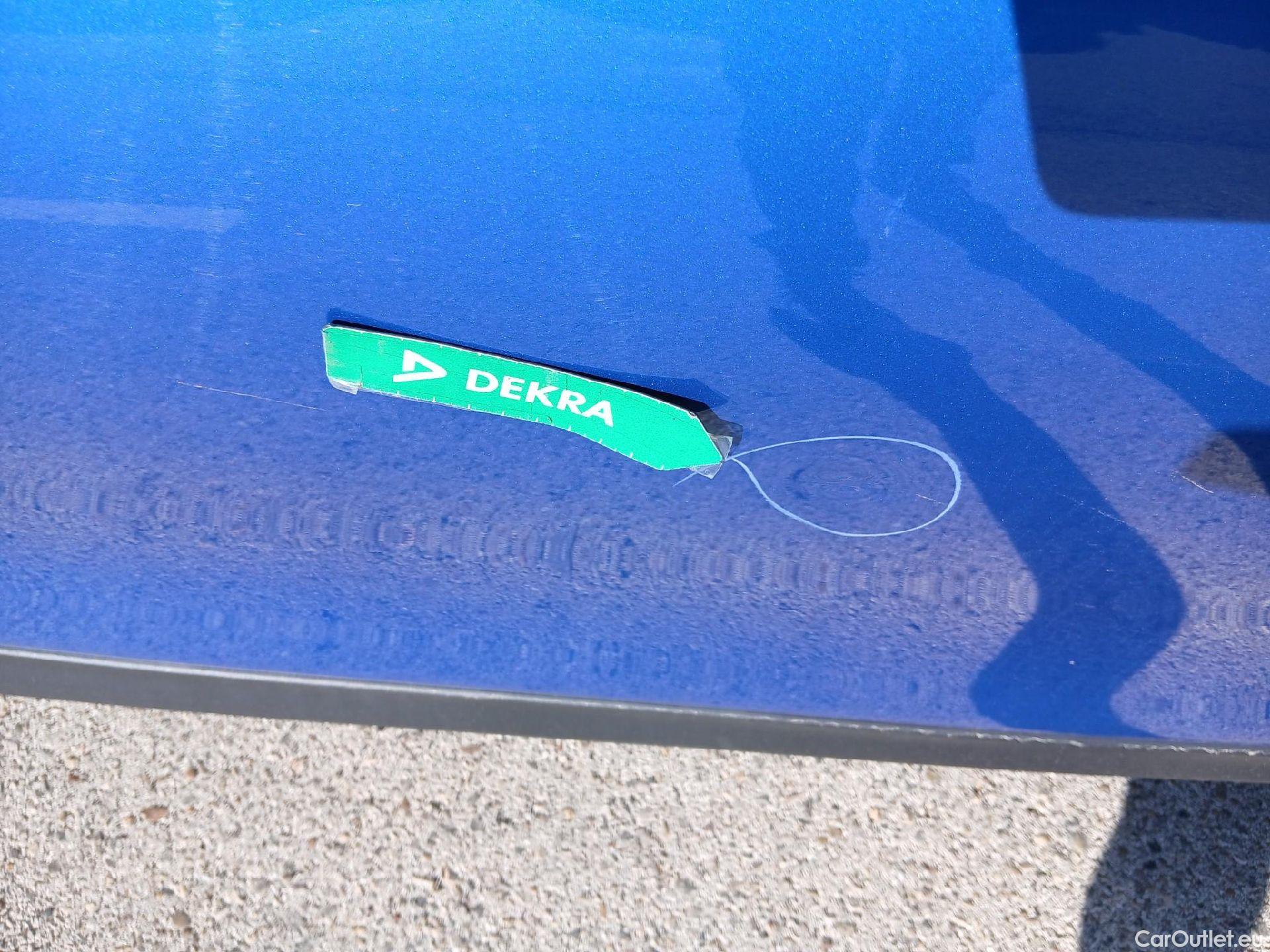  KIA  XCeed KIA  / 2019 / 5P / todoterreno 1.6 MHEV iMT Emotion 100kW (136CV) #35