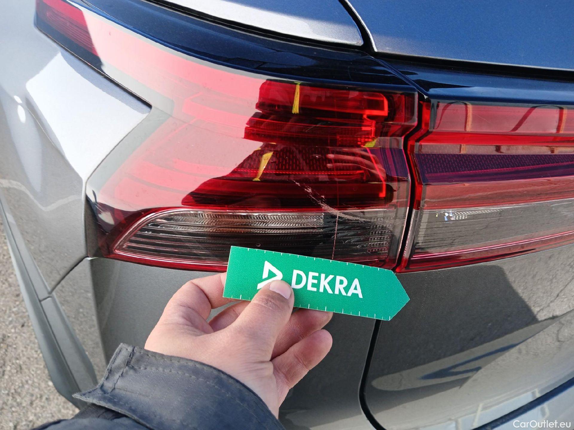  Nissan  Qashqai NISSAN  / 2021 / 5P / todoterreno DIG-T 116kW (158CV) mHEV Xtronic Acenta (AC) #30