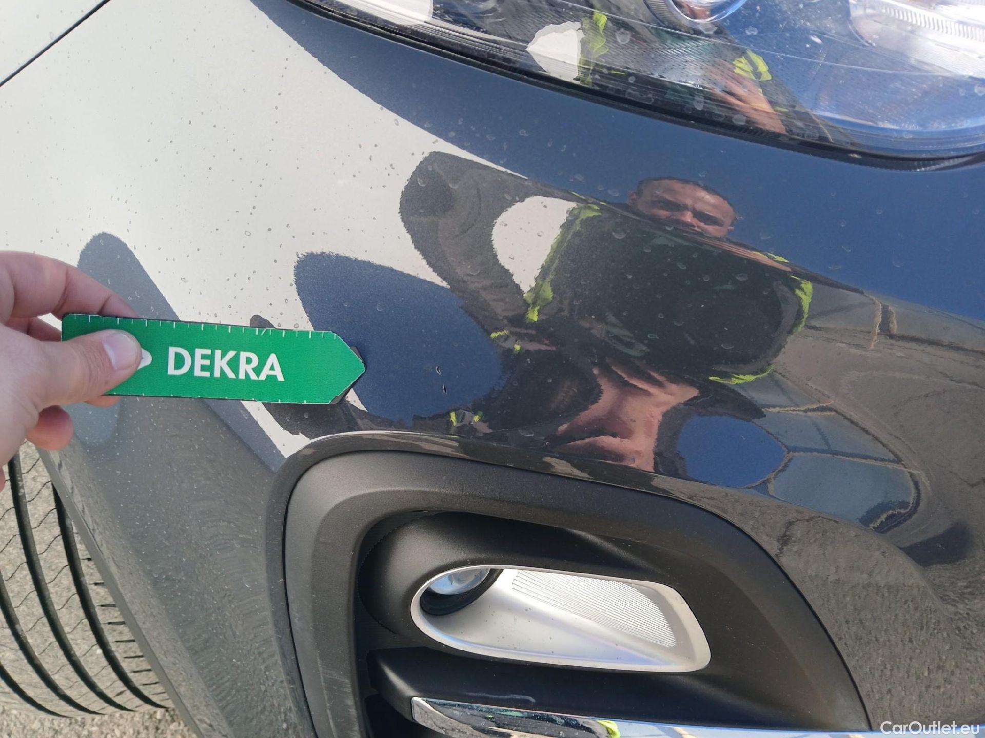  KIA  Sportage KIA  1.6MHEV Drive 100kW(136CV) 4x2(Crist Tintados) #10