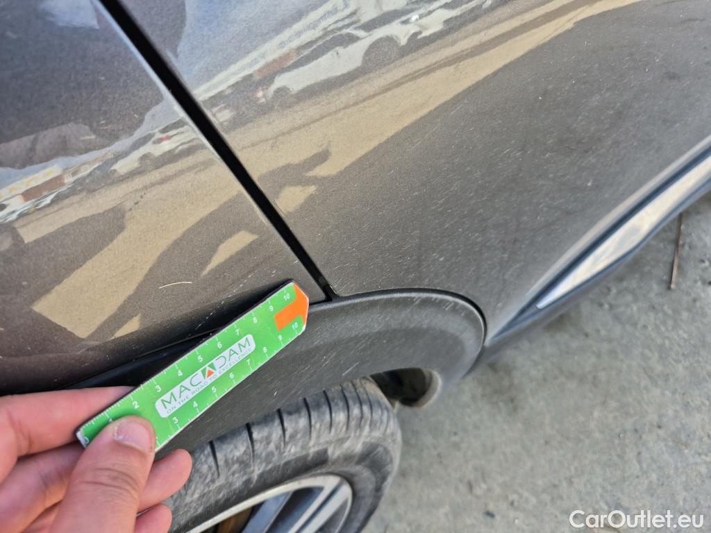  Peugeot  3008 PEUGEOT  / 2020 / 5P / todoterreno 1.5 BlueHDi 96kW (130CV) S&S Allure EAT8 #24