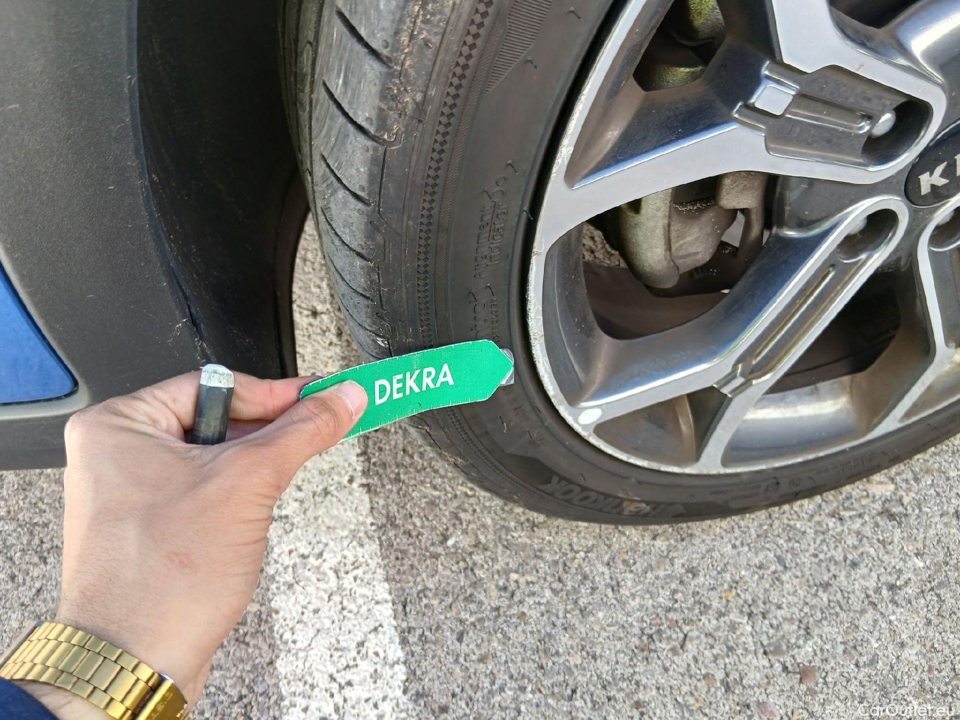  KIA  XCeed KIA  / 2019 / 5P / todoterreno 1.6 MHEV iMT Emotion 100kW (136CV) #13