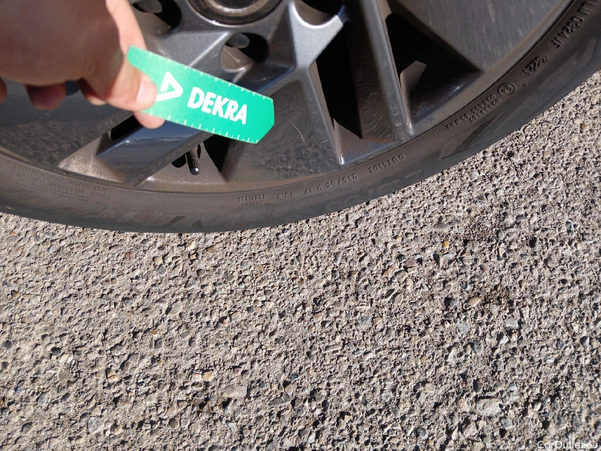  Nissan  Qashqai NISSAN  / 2021 / 5P / todoterreno DIG-T 116kW (158CV) mHEV Xtronic Acenta (AC) #44