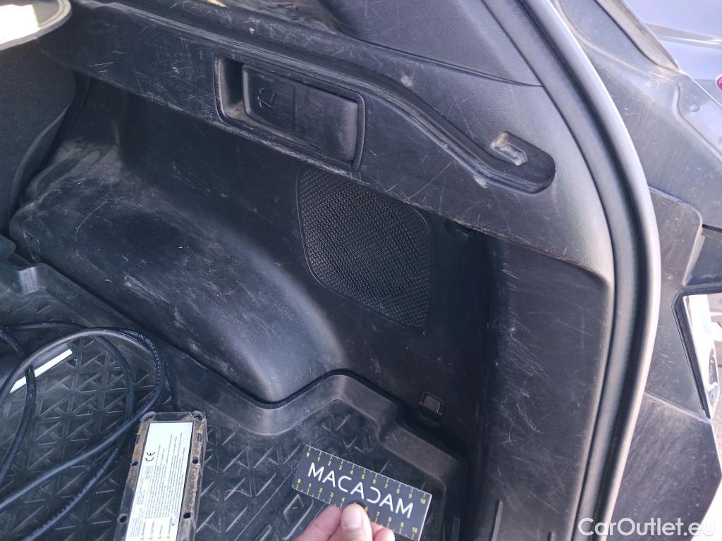  Hyundai  Tucson HYUNDAI  / 2020 / 5P / todoterreno 1.6 TGDI PHEV 195kW Tecno Sky Auto 4x4 #27