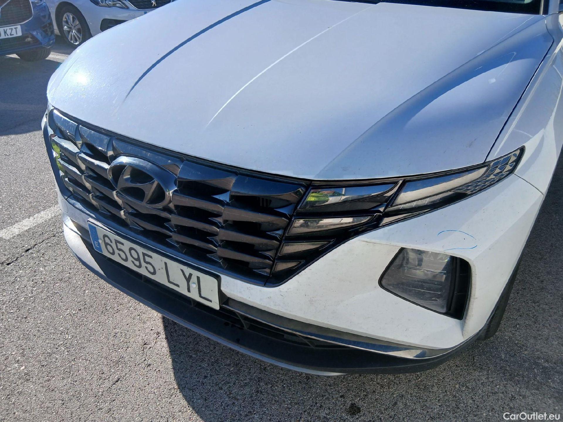  Hyundai  Tucson HYUNDAI  / 2020 / 5P / todoterreno 1.6 CRDI 85kW (115CV) Maxx #18