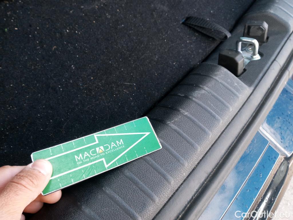  KIA  Niro KIA  1.6 GDi PHEV 104kW (141CV) Drive (AC) #11