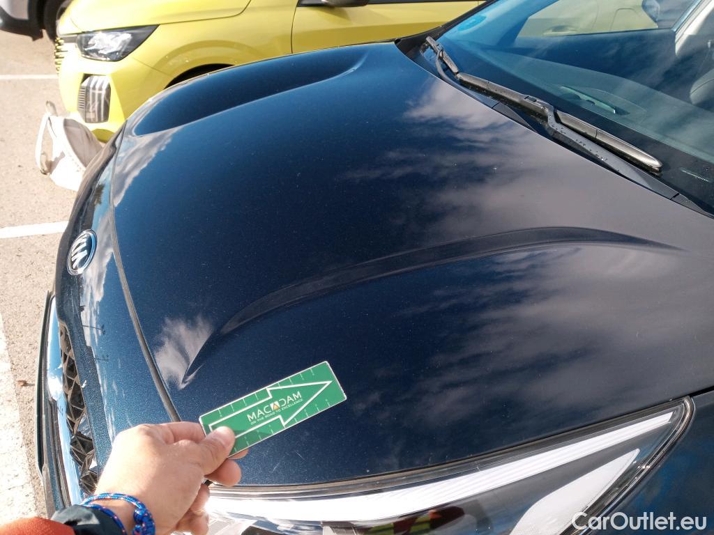  KIA  Niro KIA  1.6 GDi PHEV 104kW (141CV) Drive (AC) #28