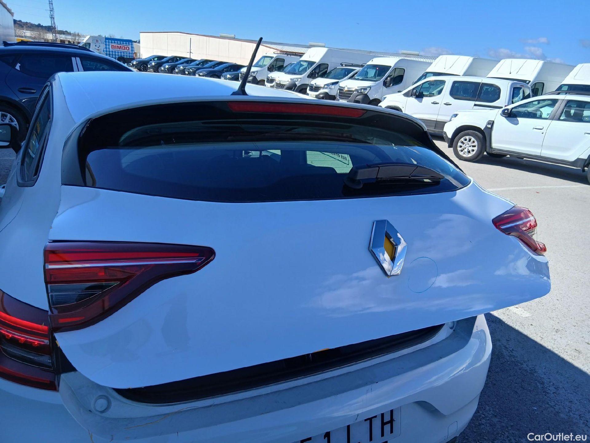  Renault  Clio RENAULT  / 2019 / 5P / berlina con portón Business Blue dCi (100CV) #30