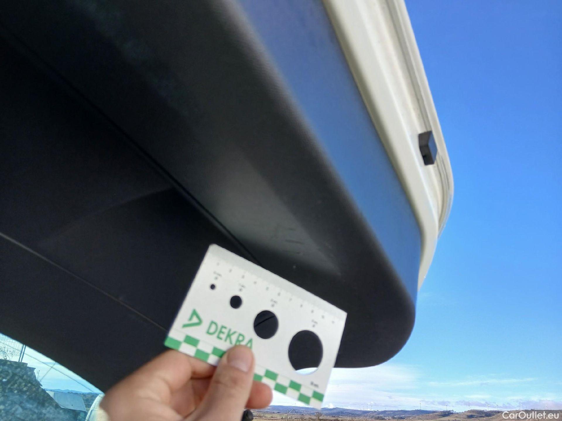  Land Rover  Discovery SEAT Nuevo León / 2020 / 5P / berlina con portón 2.0 TDI 85kW S&S Style Go (AC3) #19