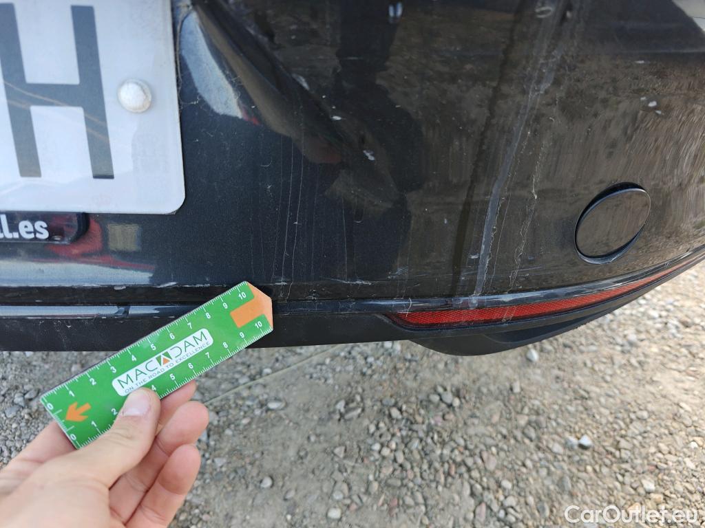  Volkswagen  Passat VOLKSWAGEN  / 2019 / 4P / sedán Business 2.0 TDI 90kW (122CV) DSG #19