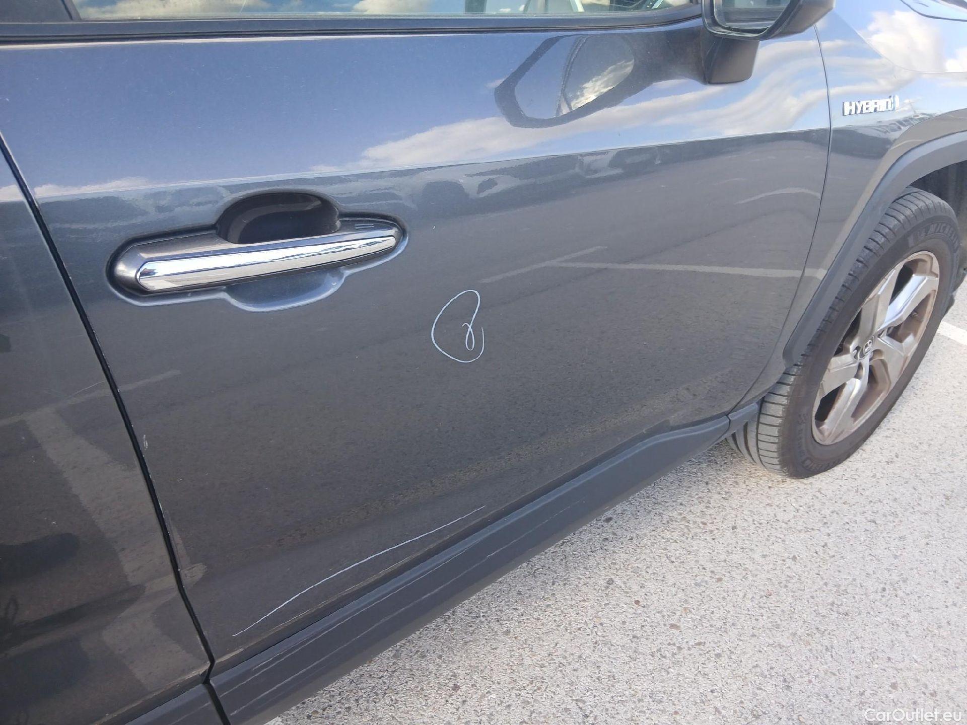  Toyota  RAV4 TOYOTA  / 2018 / 5P / todoterreno 2.5l Luxury 4WD #27