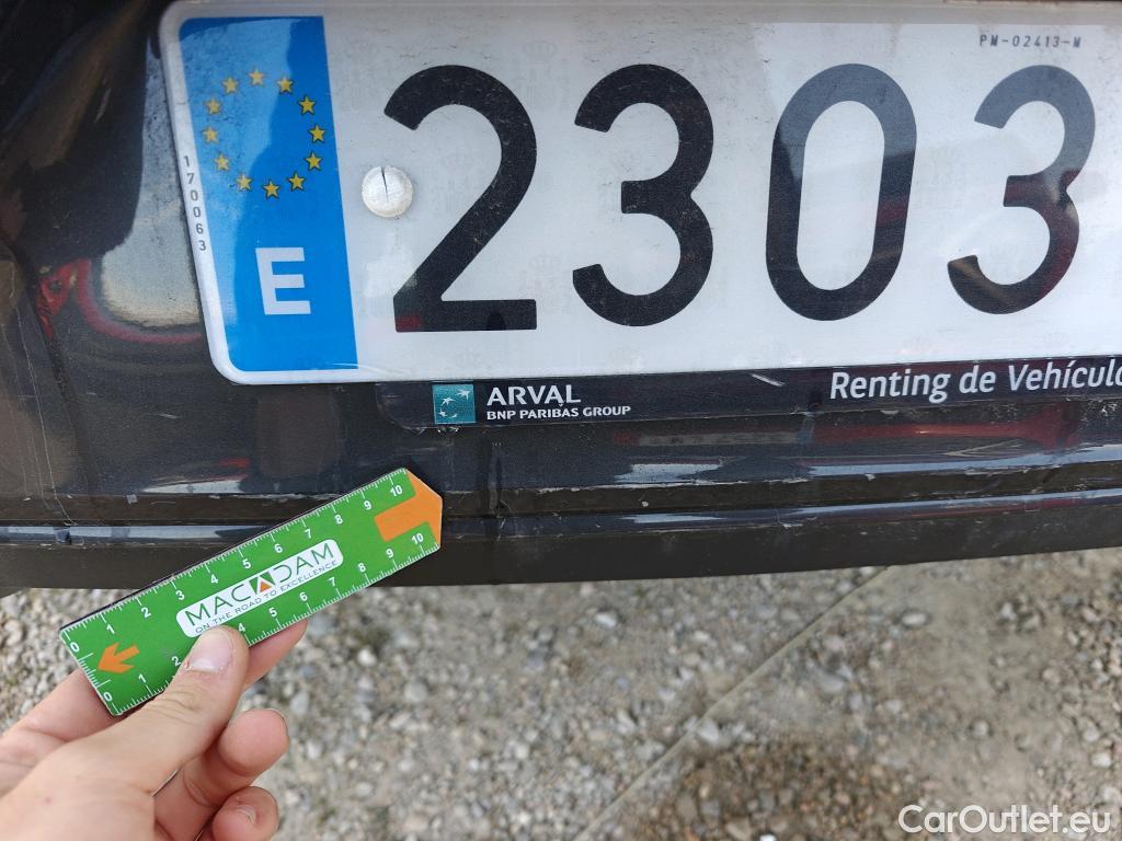  Volkswagen  Passat VOLKSWAGEN  / 2019 / 4P / sedán Business 2.0 TDI 90kW (122CV) DSG #22